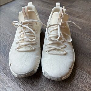 Nike Women's Cream Sneakers